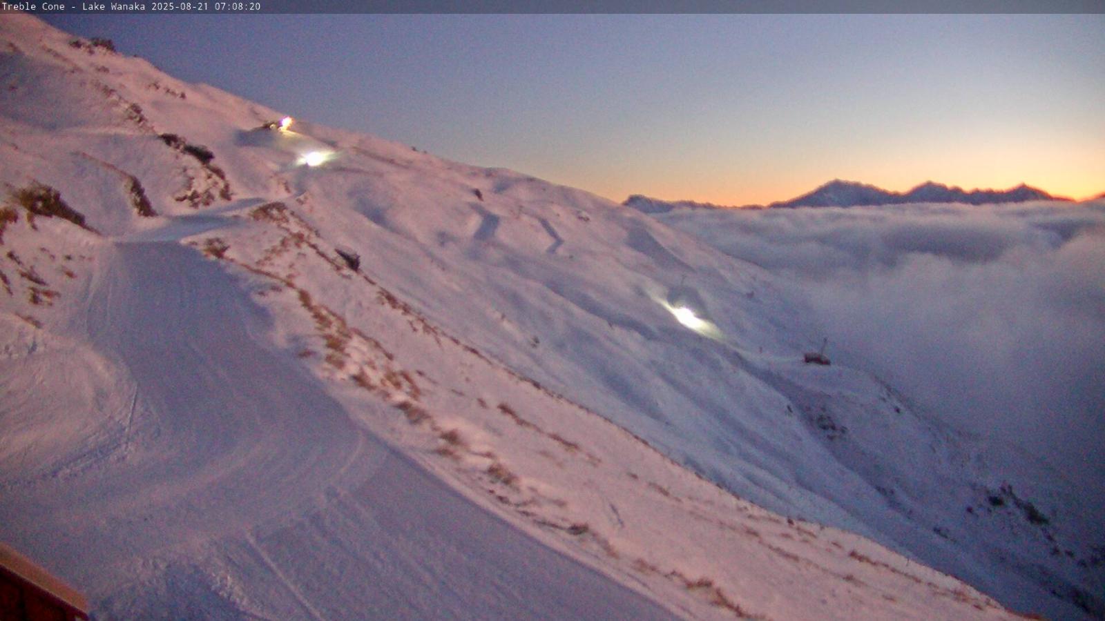 Webcam Treble Cone: Home basin Mid mountain
