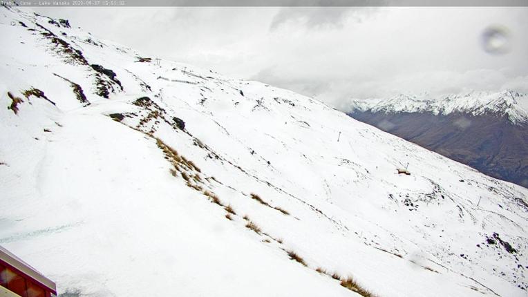 Webcam Treble Cone: Home basin Mid mountain