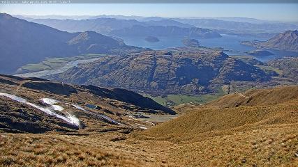 Treble Cone: Lake Wanaka view (treblecone.com)