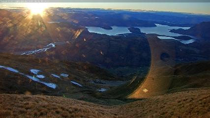 Treble Cone: Lake Wanaka view (treblecone.com)