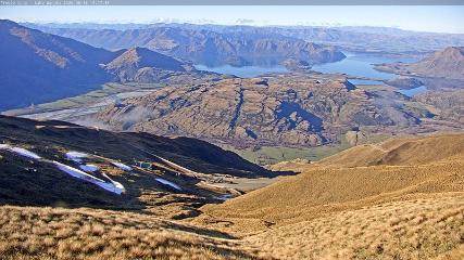 Treble Cone: Lake Wanaka view (treblecone.com)