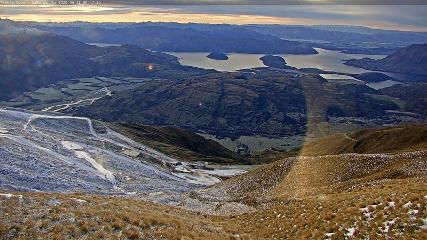 Treble Cone: Lake Wanaka view (treblecone.com)