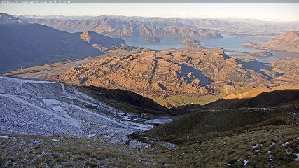 Treble Cone: Lake Wanaka view (treblecone.com)
