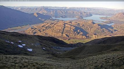 Treble Cone: Lake Wanaka view (treblecone.com)