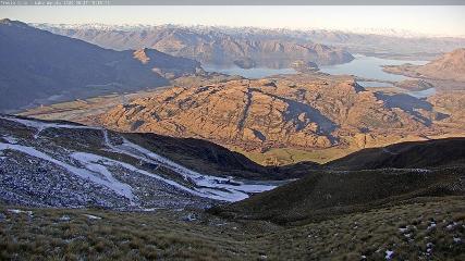 Treble Cone: Lake Wanaka view (treblecone.com)