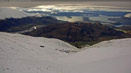Treble Cone: Lake Wanaka view (treblecone.com)