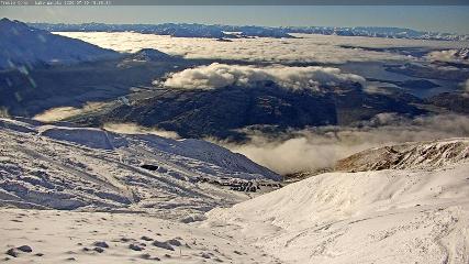 Treble Cone: Lake Wanaka view (treblecone.com)