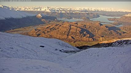 Treble Cone: Lake Wanaka view (treblecone.com)