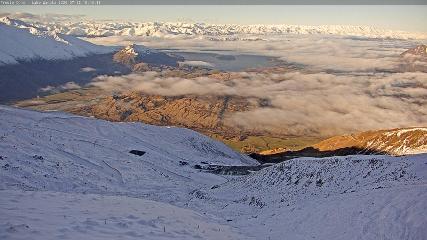 Treble Cone: Lake Wanaka view (treblecone.com)