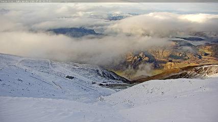 Treble Cone: Lake Wanaka view (treblecone.com)