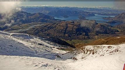 Treble Cone: Lake Wanaka view (treblecone.com)