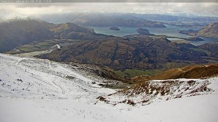 Treble Cone: Lake Wanaka view (treblecone.com)