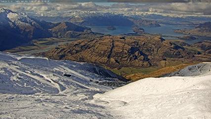Treble Cone: Lake Wanaka view (treblecone.com)