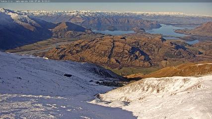 Treble Cone: Lake Wanaka view (treblecone.com)