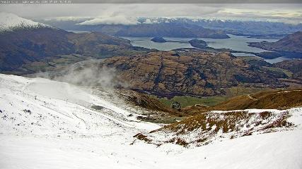 Treble Cone: Lake Wanaka view (treblecone.com)