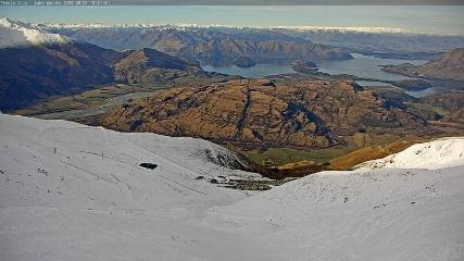 Treble Cone: Lake Wanaka view (treblecone.com)