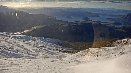 Treble Cone: Lake Wanaka view (treblecone.com)