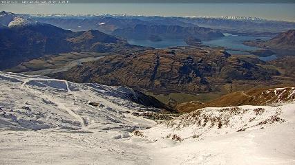 Treble Cone: Lake Wanaka view (treblecone.com)