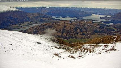 Treble Cone: Lake Wanaka view (treblecone.com)