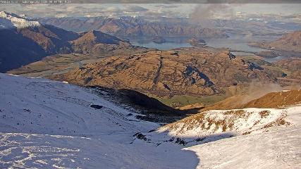 Treble Cone: Lake Wanaka view (treblecone.com)