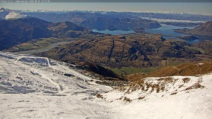 Treble Cone: Lake Wanaka view (treblecone.com)