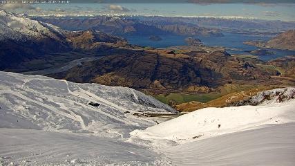 Treble Cone: Lake Wanaka view (treblecone.com)