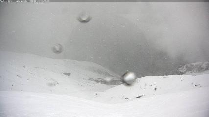 Treble Cone: Lake Wanaka view (treblecone.com)