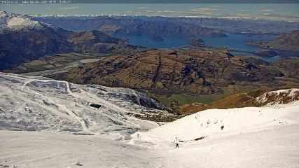 Treble Cone: Lake Wanaka view (treblecone.com)