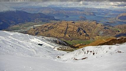 Treble Cone: Lake Wanaka view (treblecone.com)