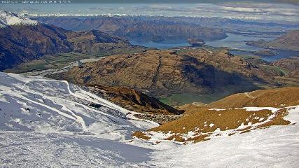 Treble Cone: Lake Wanaka view (treblecone.com)