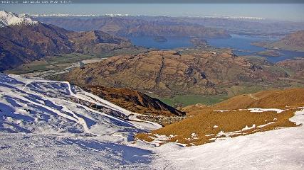 Treble Cone: Lake Wanaka view (treblecone.com)