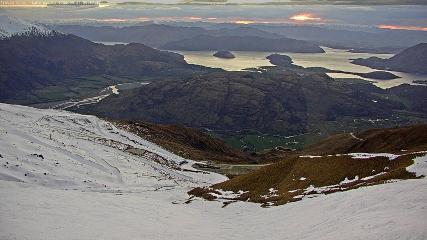 Treble Cone: Lake Wanaka view (treblecone.com)