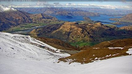 Treble Cone: Lake Wanaka view (treblecone.com)