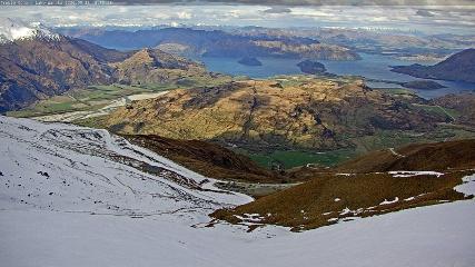 Treble Cone: Lake Wanaka view (treblecone.com)