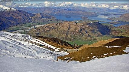 Treble Cone: Lake Wanaka view (treblecone.com)