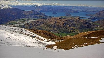 Treble Cone: Lake Wanaka view (treblecone.com)