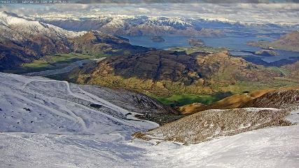 Treble Cone: Lake Wanaka view (treblecone.com)