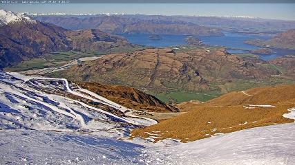 Treble Cone: Lake Wanaka view (treblecone.com)