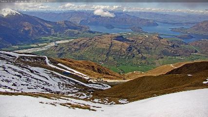 Treble Cone: Lake Wanaka view (treblecone.com)