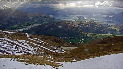 Treble Cone: Lake Wanaka view (treblecone.com)