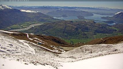 Treble Cone: Lake Wanaka view (treblecone.com)