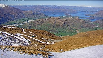 Treble Cone: Lake Wanaka view (treblecone.com)
