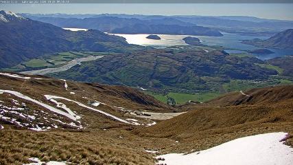 Treble Cone: Lake Wanaka view (treblecone.com)