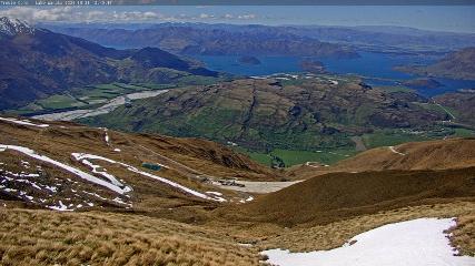 Treble Cone: Lake Wanaka view (treblecone.com)