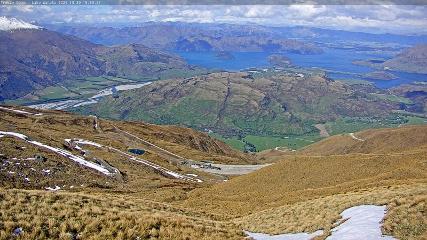 Treble Cone: Lake Wanaka view (treblecone.com)