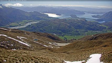 Treble Cone: Lake Wanaka view (treblecone.com)
