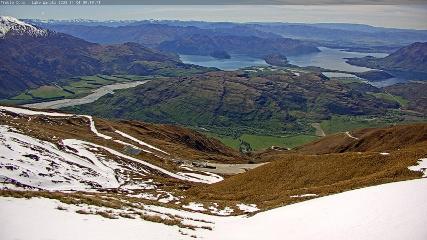 Treble Cone: Lake Wanaka view (treblecone.com)