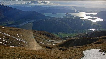 Treble Cone: Lake Wanaka view (treblecone.com)