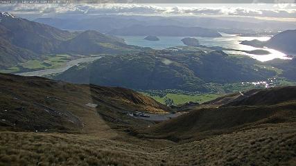 Treble Cone: Lake Wanaka view (treblecone.com)