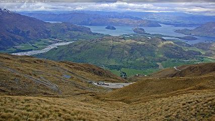 Treble Cone: Lake Wanaka view (treblecone.com)